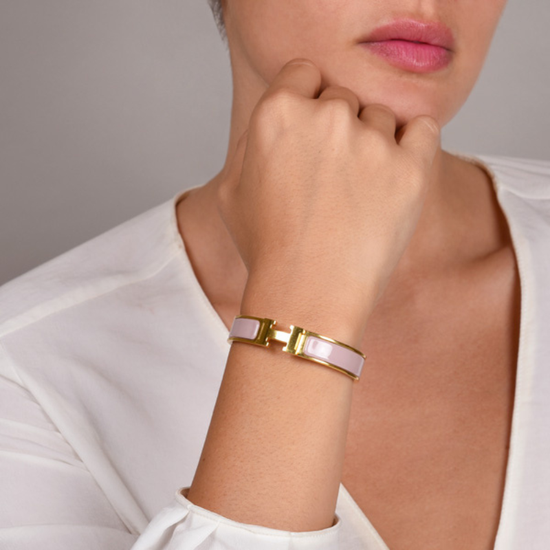 VIP - HELENE Elegante "H" Armband