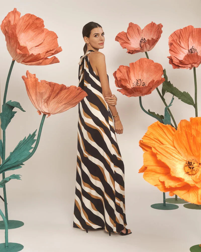 Abito dalla silhouette perfetta | HEXGLAM™ 