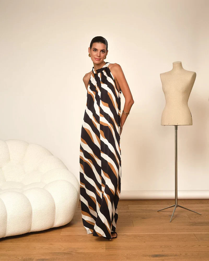 Abito dalla silhouette perfetta | HEXGLAM™ 